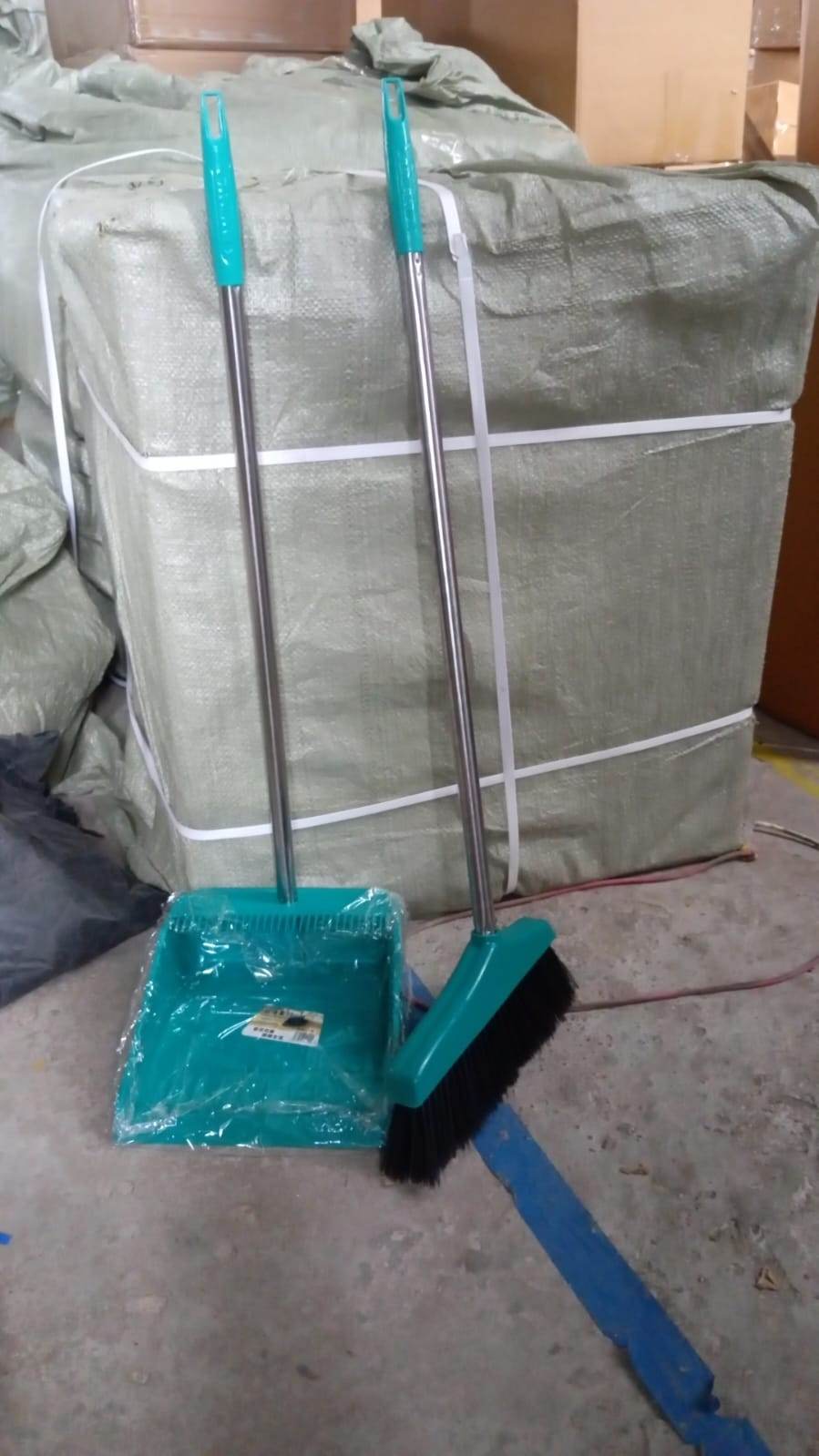 0627 Long Handle Dustpan And Brush 2 Piece Set For Sweeping Cleaning Home Office - Best Deals at BeSh Deals®