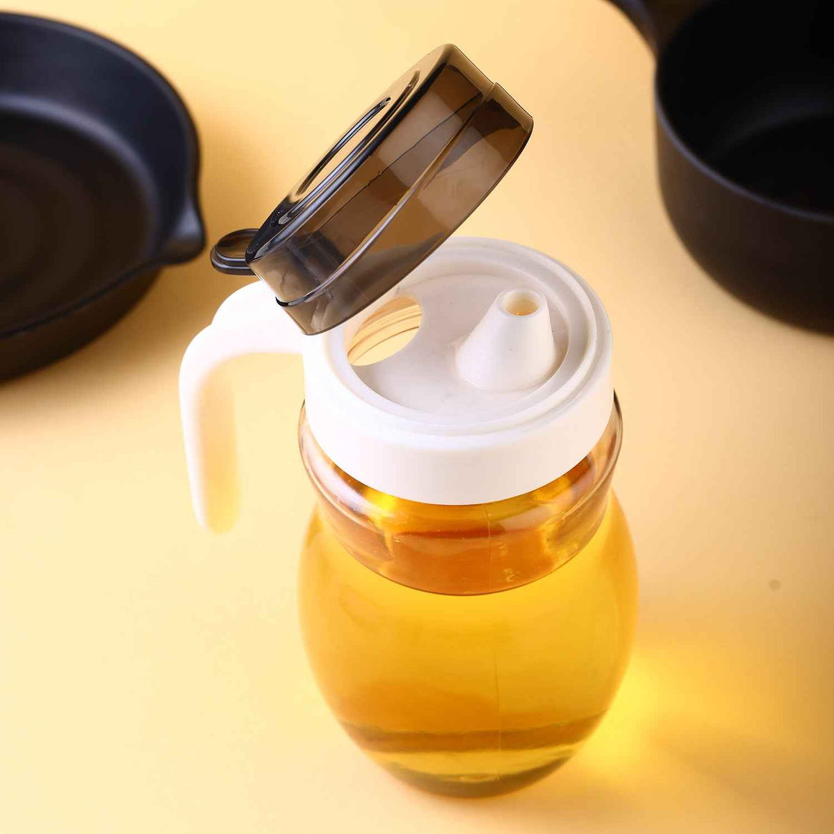 8127 Oil Dispenser Stainless Steel With Small Nozzle 650ml