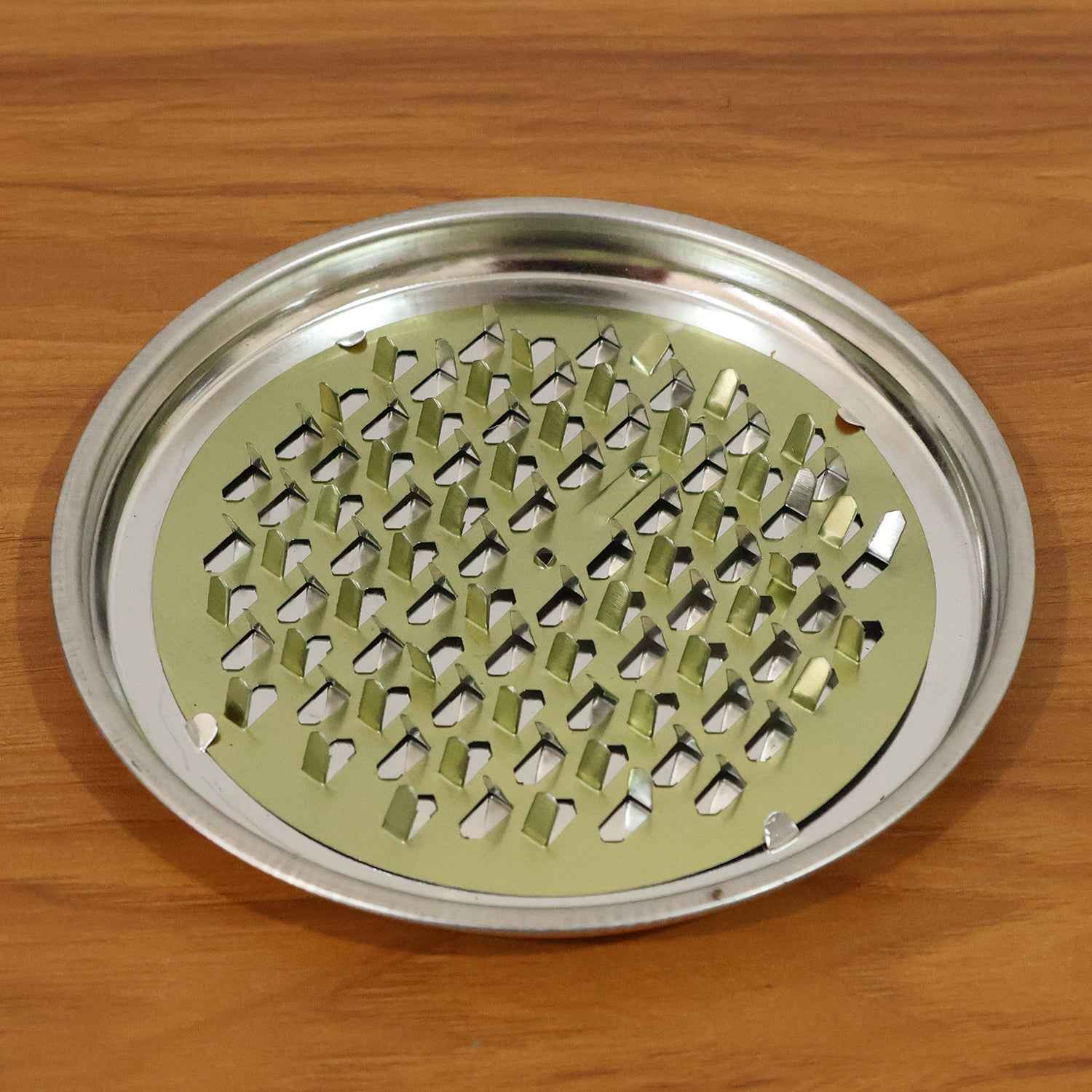 Round Metal Mosquito Coil Stand (1 Pc)