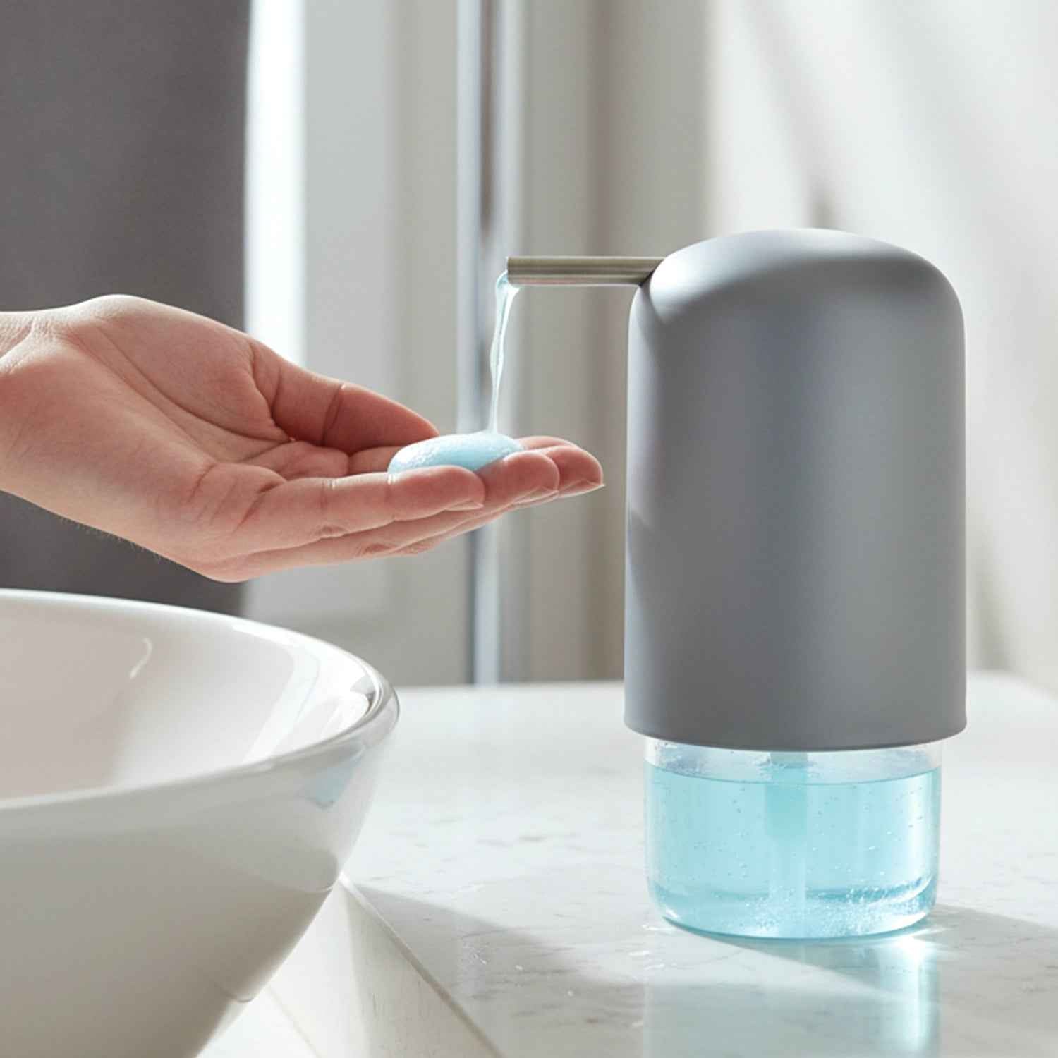 Penguin Liquid Soap Dispenser Pump Bottle (1 Pc)
