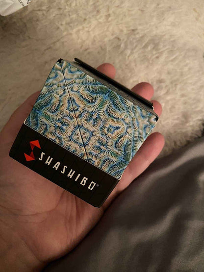 Magnetic Shape Shifting Box - Best Deals at BeSh Deals®