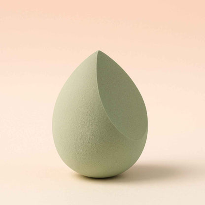 Makeup Sponge For Blending Liquid Foundations Powders And Creams (Multicolor  1 Pc)