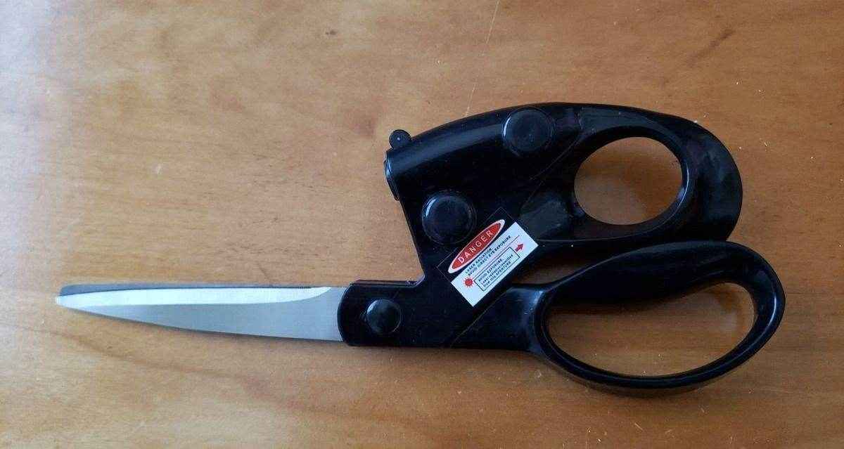 Professional Laser Guided Scissors - Best Deals at BeSh Deals®