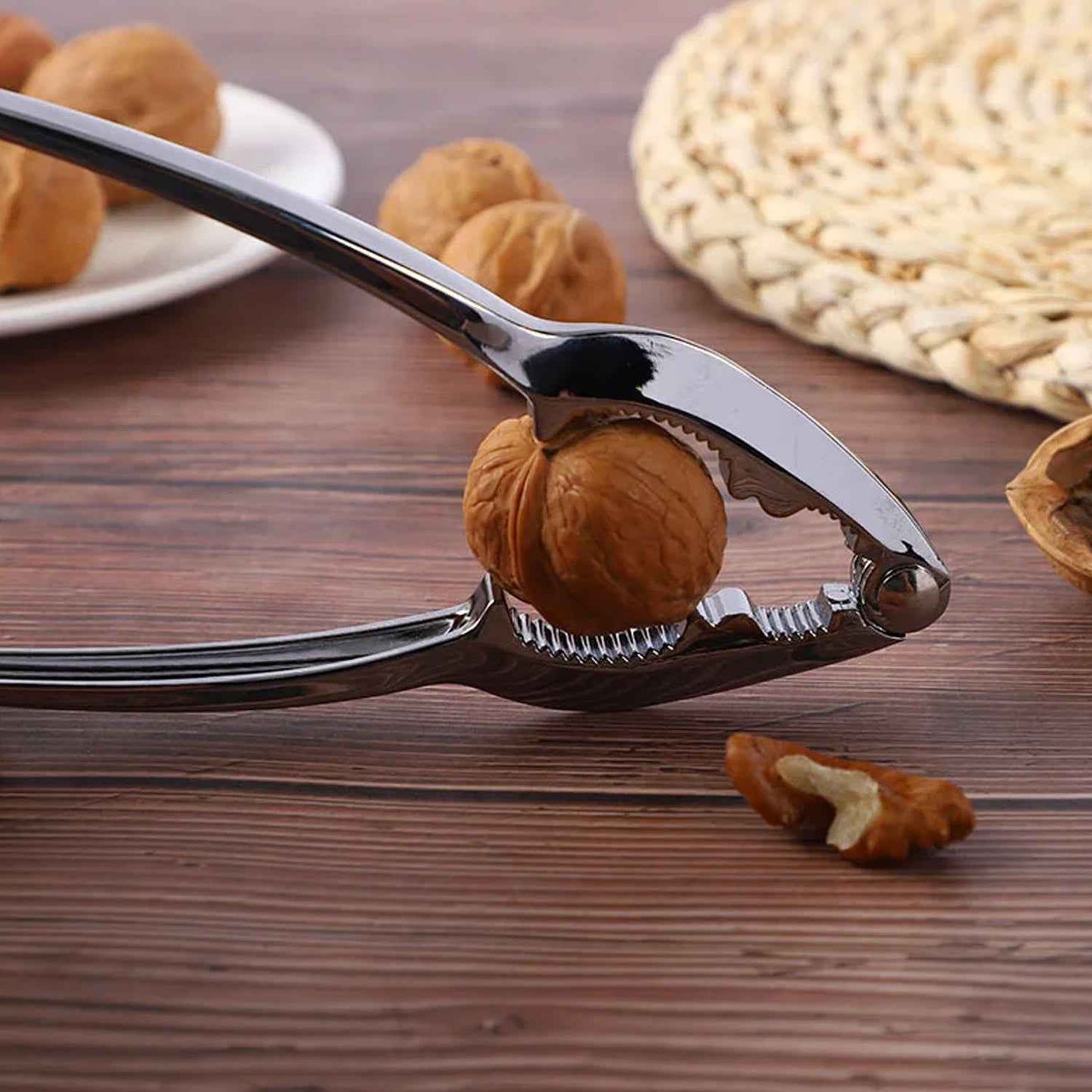 9357 Small Walnut Cracker Luxury Die Cast Stainless Alloy Nut Cutter Walnut Clamp Plier Portable Smart Walnut Akhrot Household Open Core Pliers For All Nuts