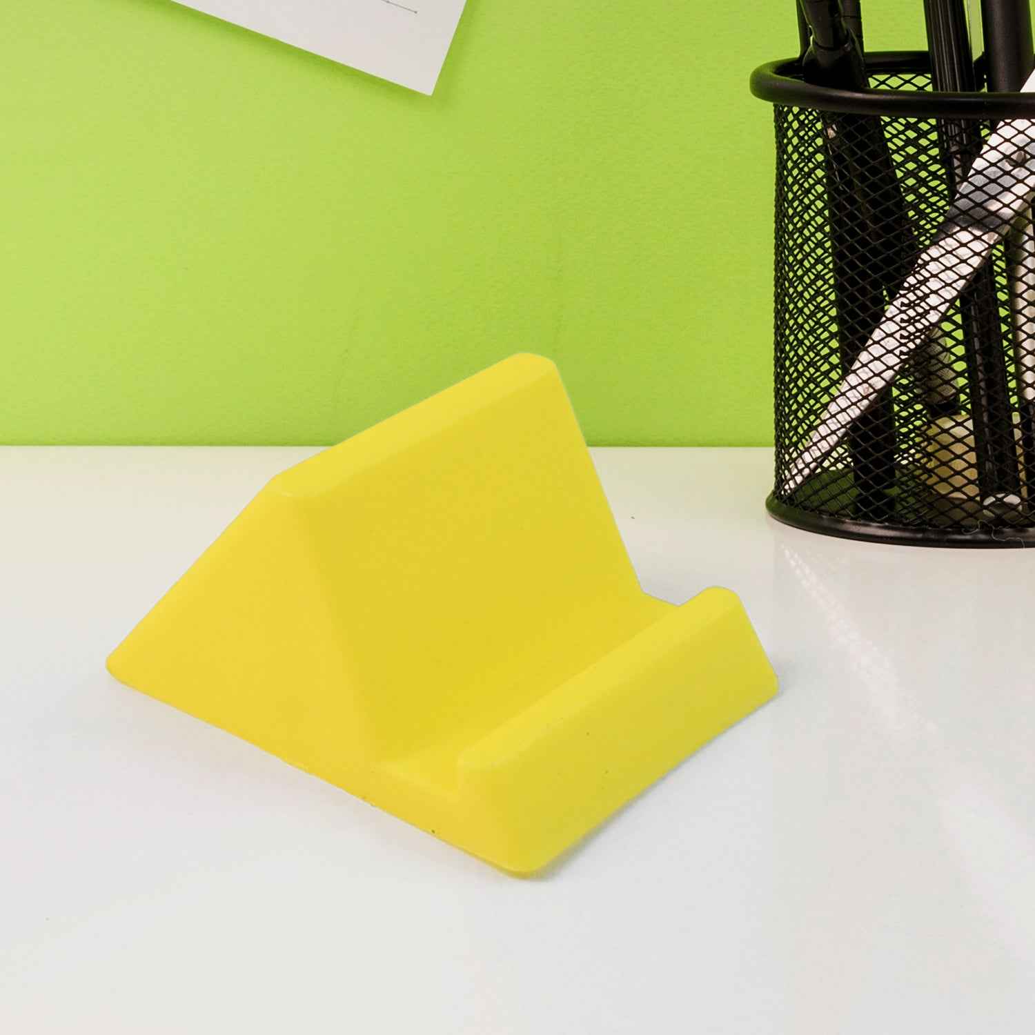 Compact Plastic Mobile Phone Holder Stand (1 Pc  Mix Color)