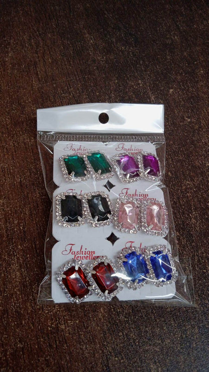 Diamond Jewellery Interchangeable Triangular Shaped Earrings (6 Pari  Mix Color  Design) - Best Deals at BeSh Deals®