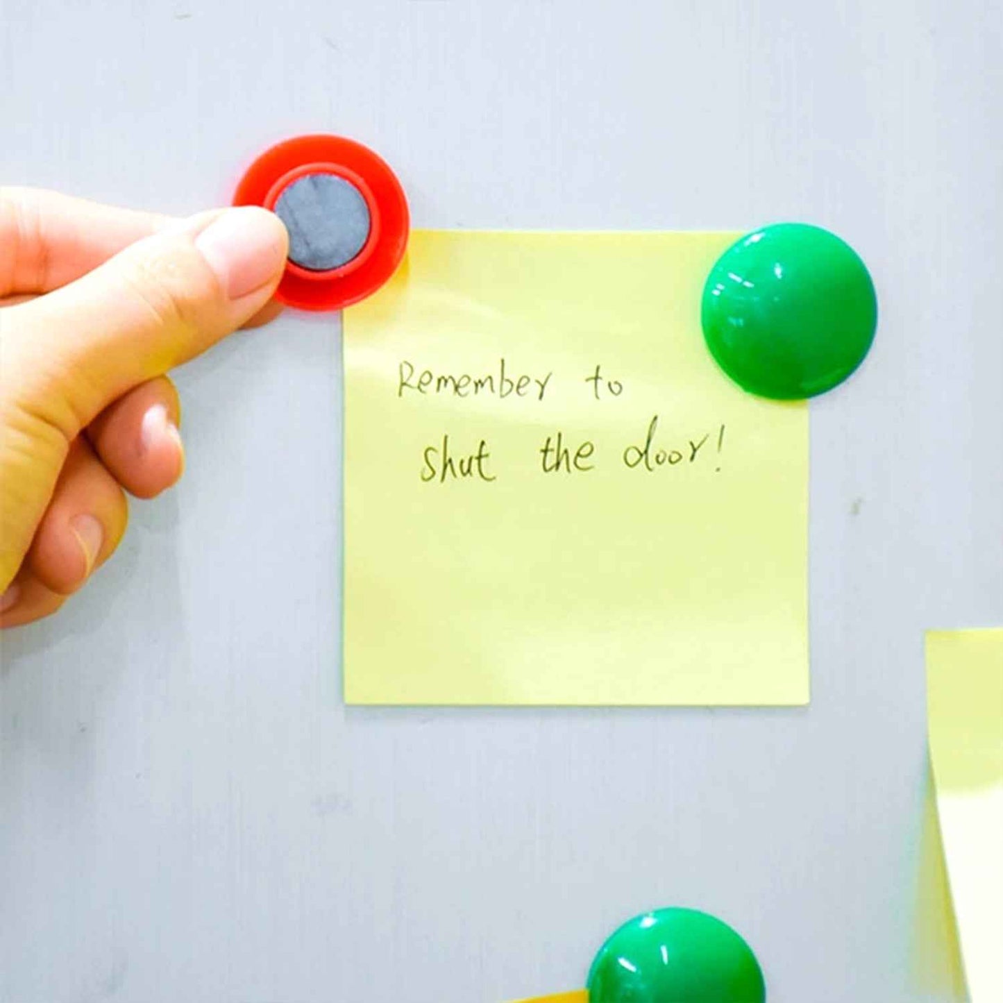 4983 White Board Magnetic Particle Circle 2cm Color Magnetic Nail Household Teaching Magnet Strong Plastic Magnetic Buckle (Pack Of 200pc)