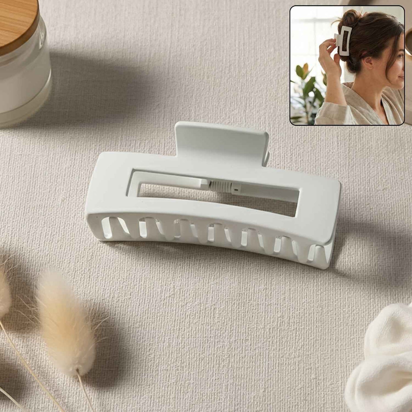 Large Stylish Plastic Hair Clip (1 Pc)