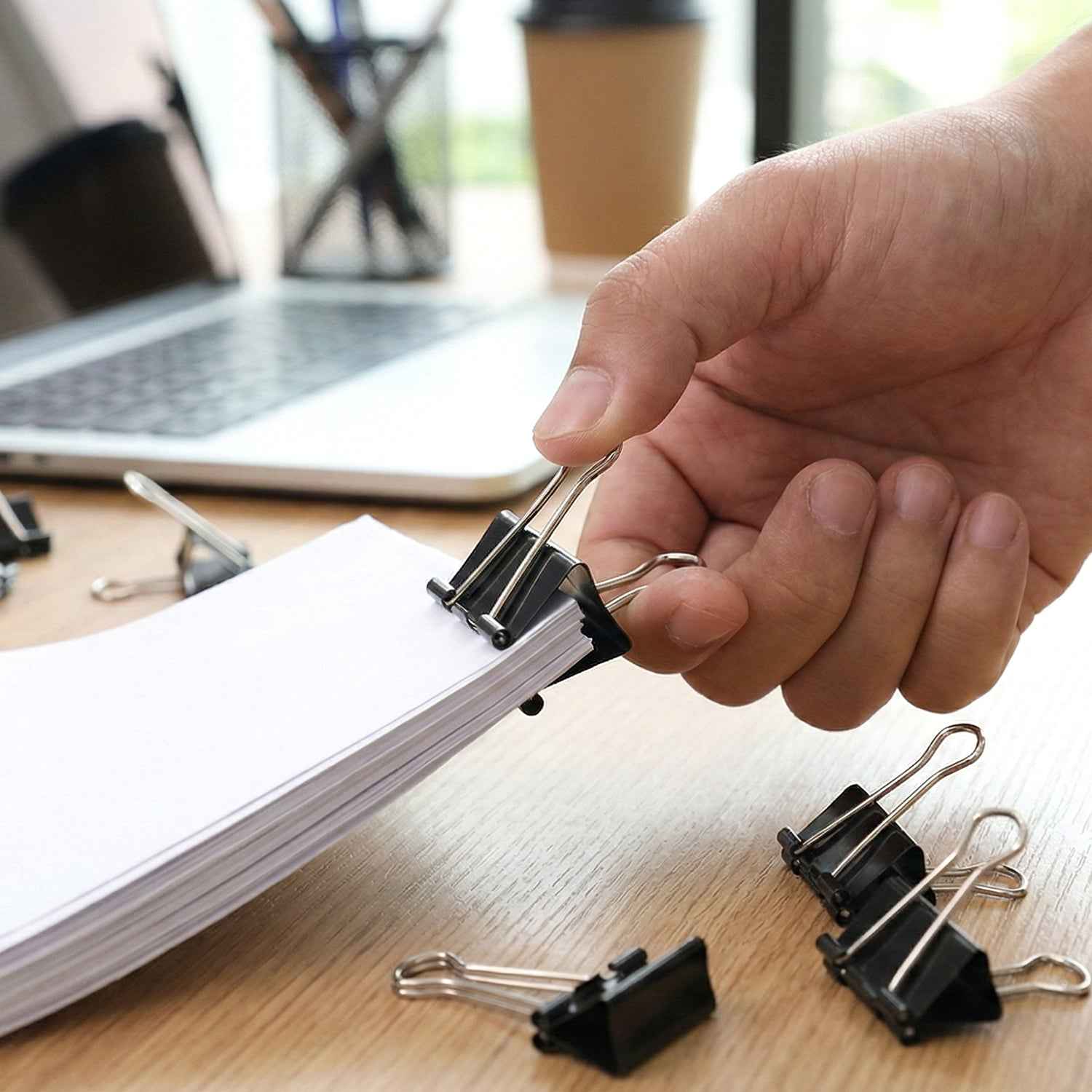Black Metal Binder Clips (19 Mm 12 Pieces Set)