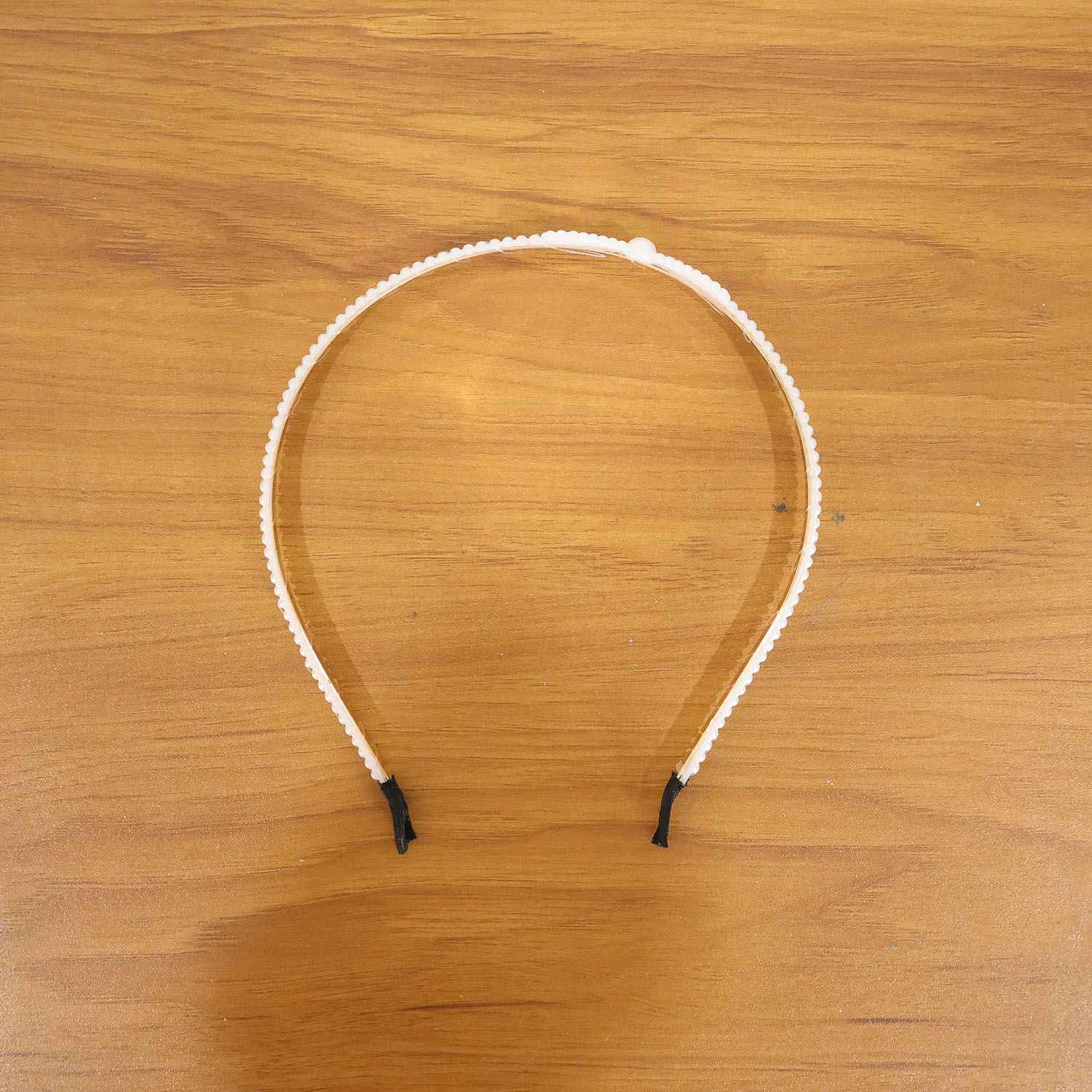 Elegant Pearl Beaded Slim Metal Hair Band (1 Pc)