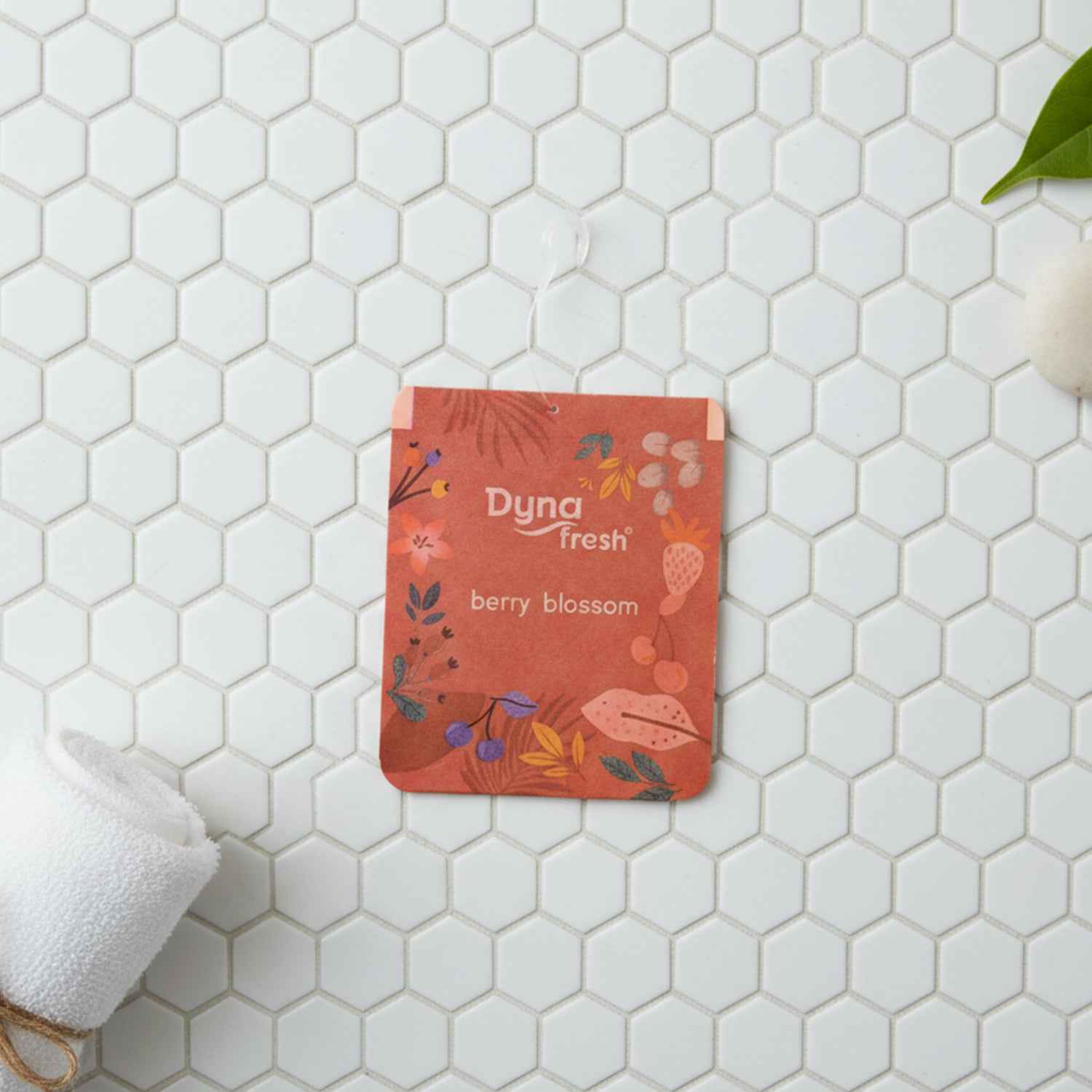 Hanging Bathroom Berry Blossom Air Freshener Gel (1 Pc 10 Gm)