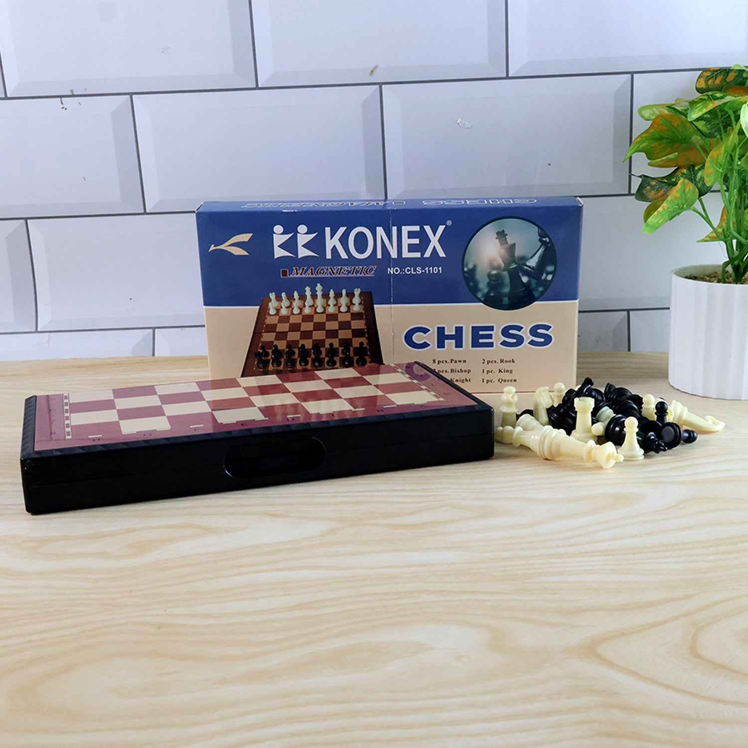 Foldable Magnetic Chess Board Game Set (24 X 24 Cm)