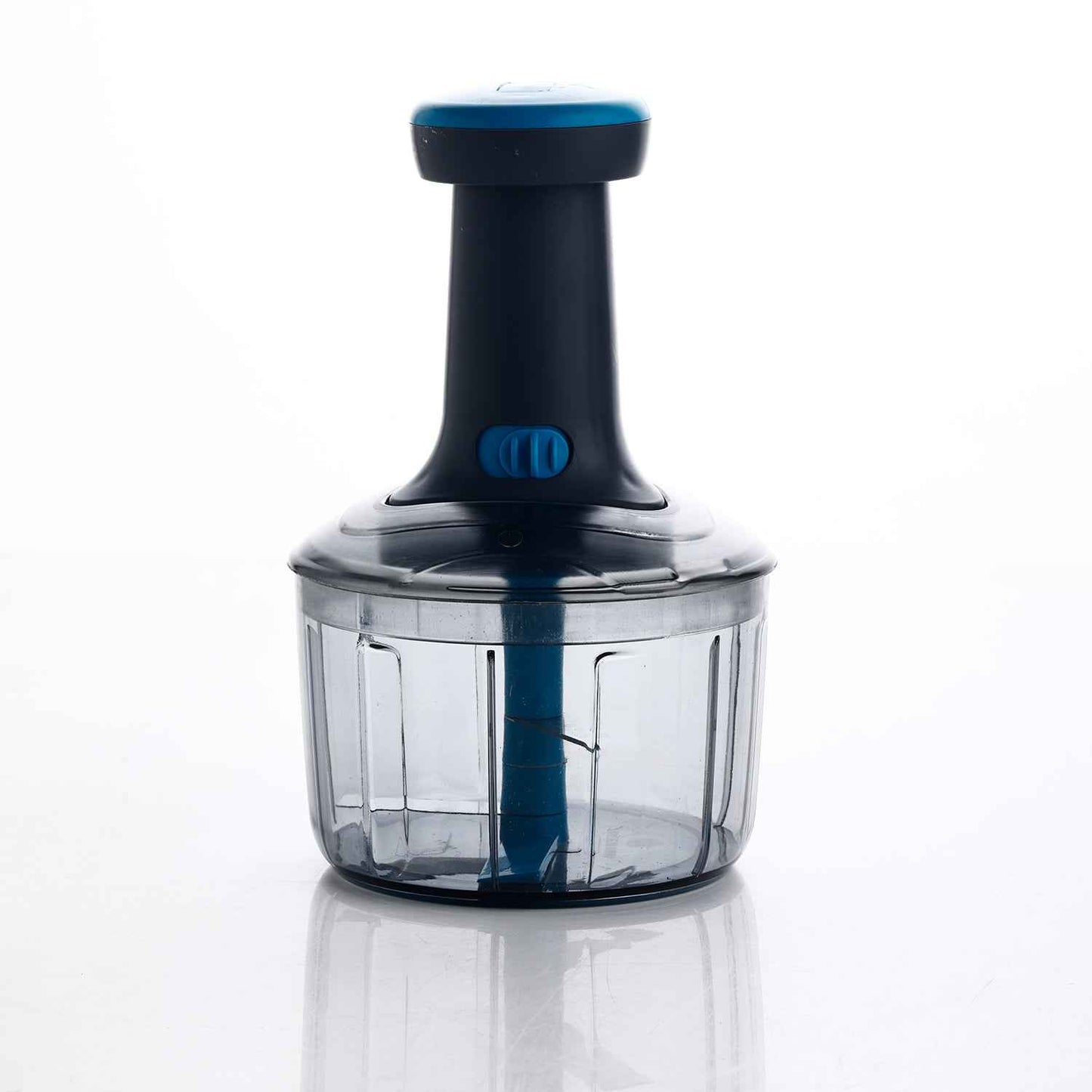 8140 Ganesh Bingo Lock-unlock Push Chopper ( 725ml )