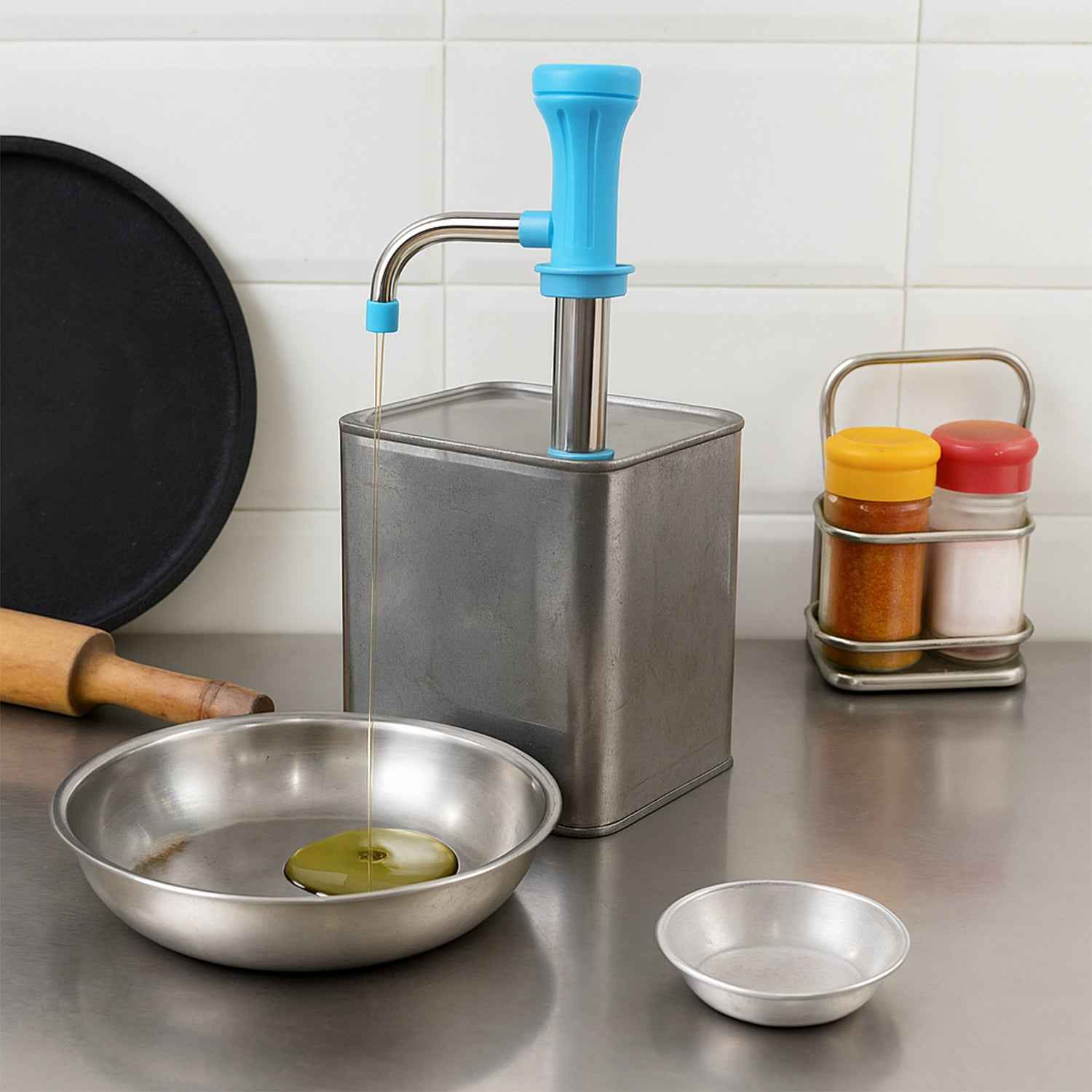 Supermom Manual Stainless Steel Oil Pump Dispenser (1 Pc)