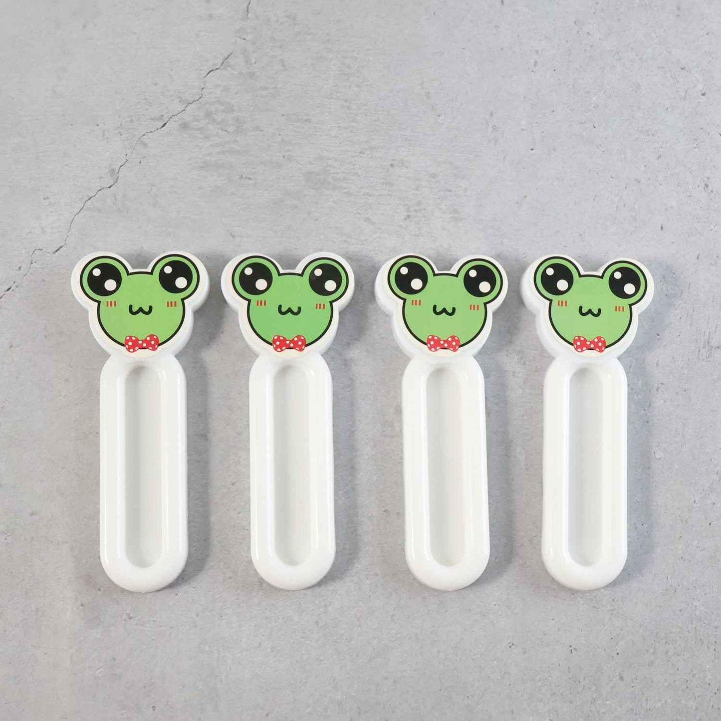 Self Stick Push Pull Helper (4 Pc)