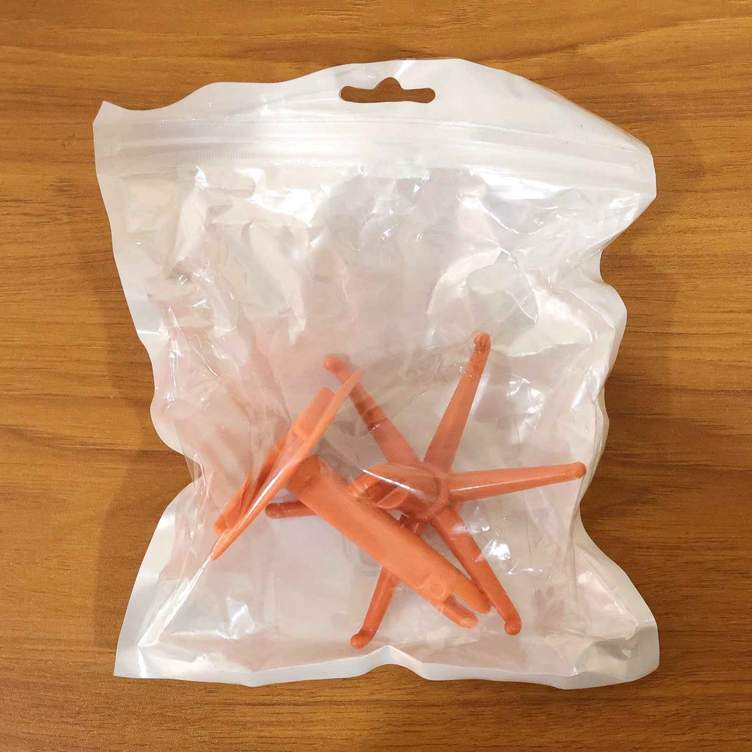 Orange 360 Rotating Wall Mounted Kitchen Utensils Hook Stand (1 Pc)