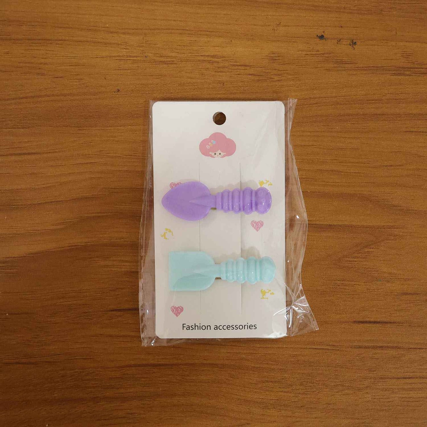 Cute Mini Spade  Leaf Shape Hair Clip Set (2 Pc)