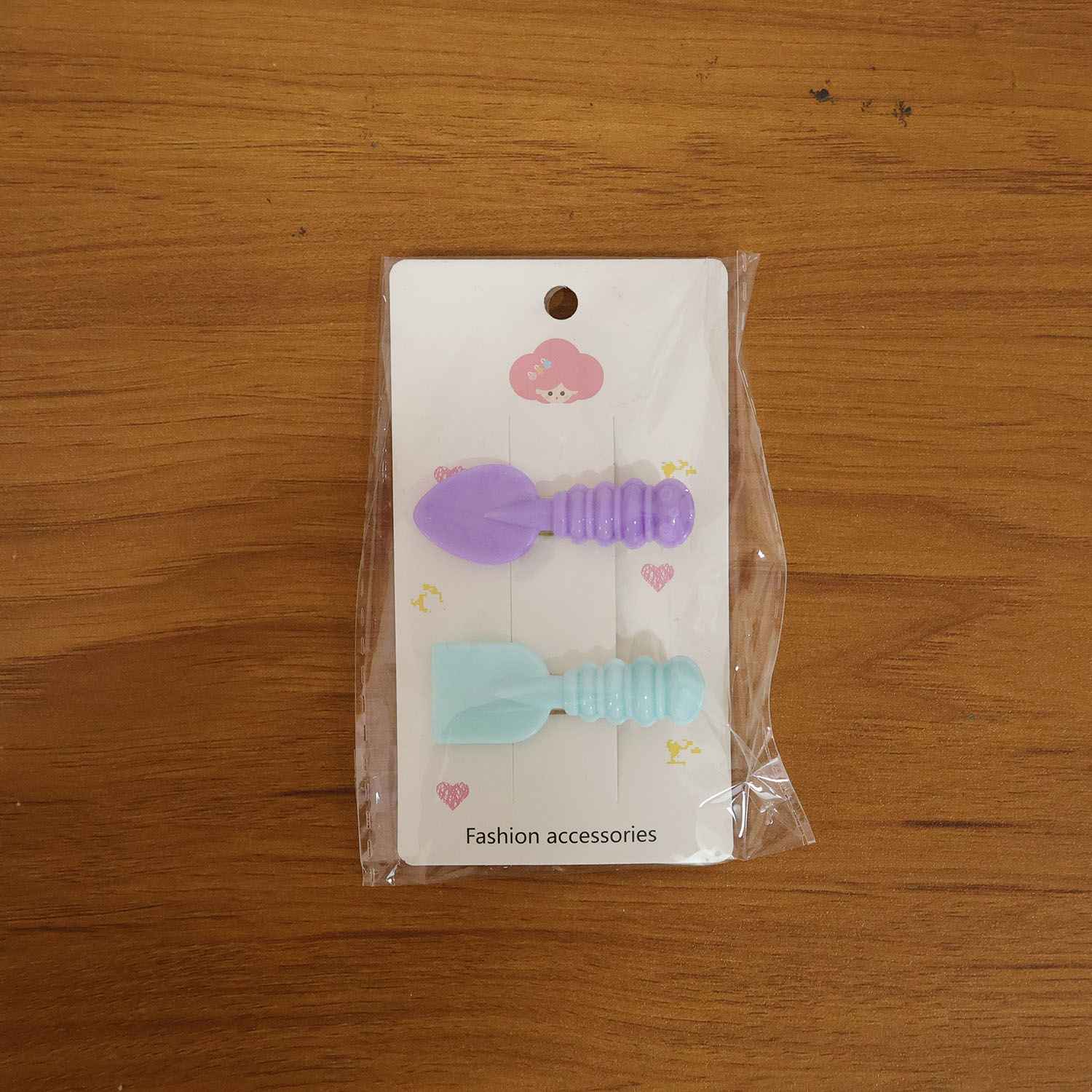 Cute Mini Spade  Leaf Shape Hair Clip Set (2 Pc)