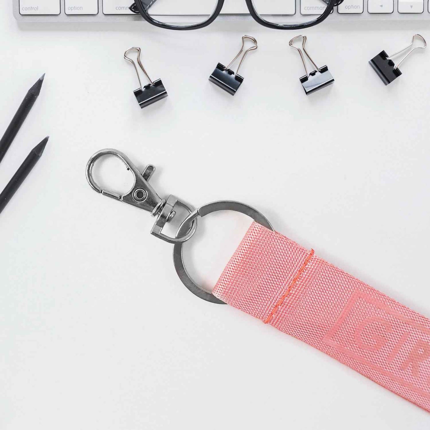 Fabric Ribbon Keychain (1 Pc Mix Color)