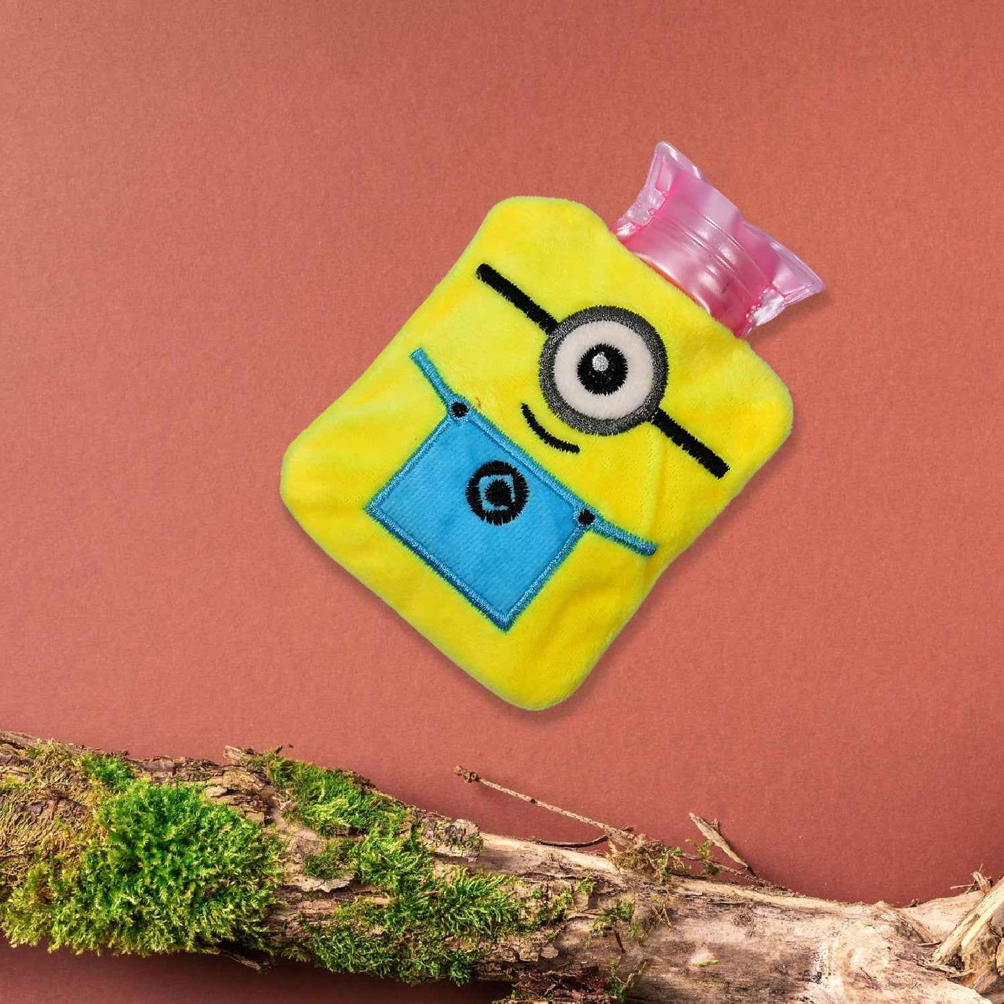 6506 Minions Small Hot Water Bag With Cover For Pain Relief Neck Shoulder Pain And Hand Feet Warmer Menstrual Cramps.