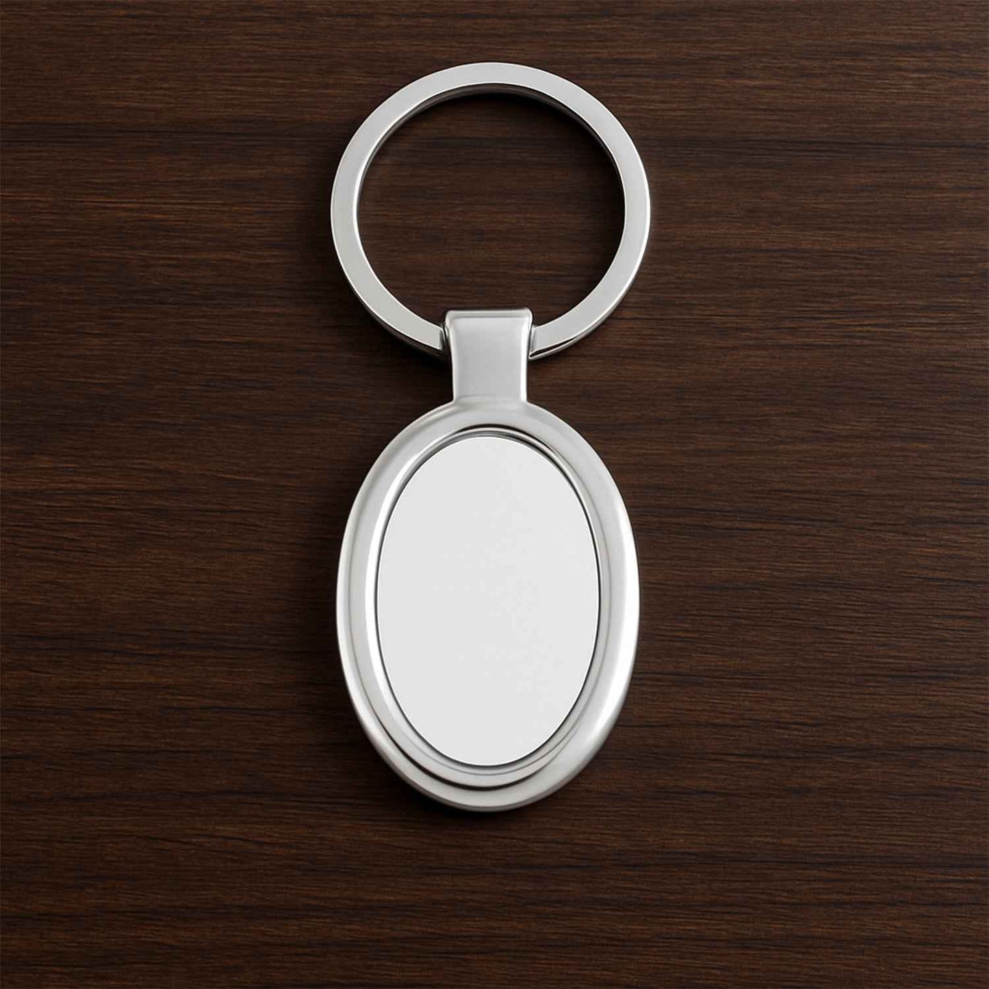 Elegant Oval Shape Metal Keychain For Personal Use