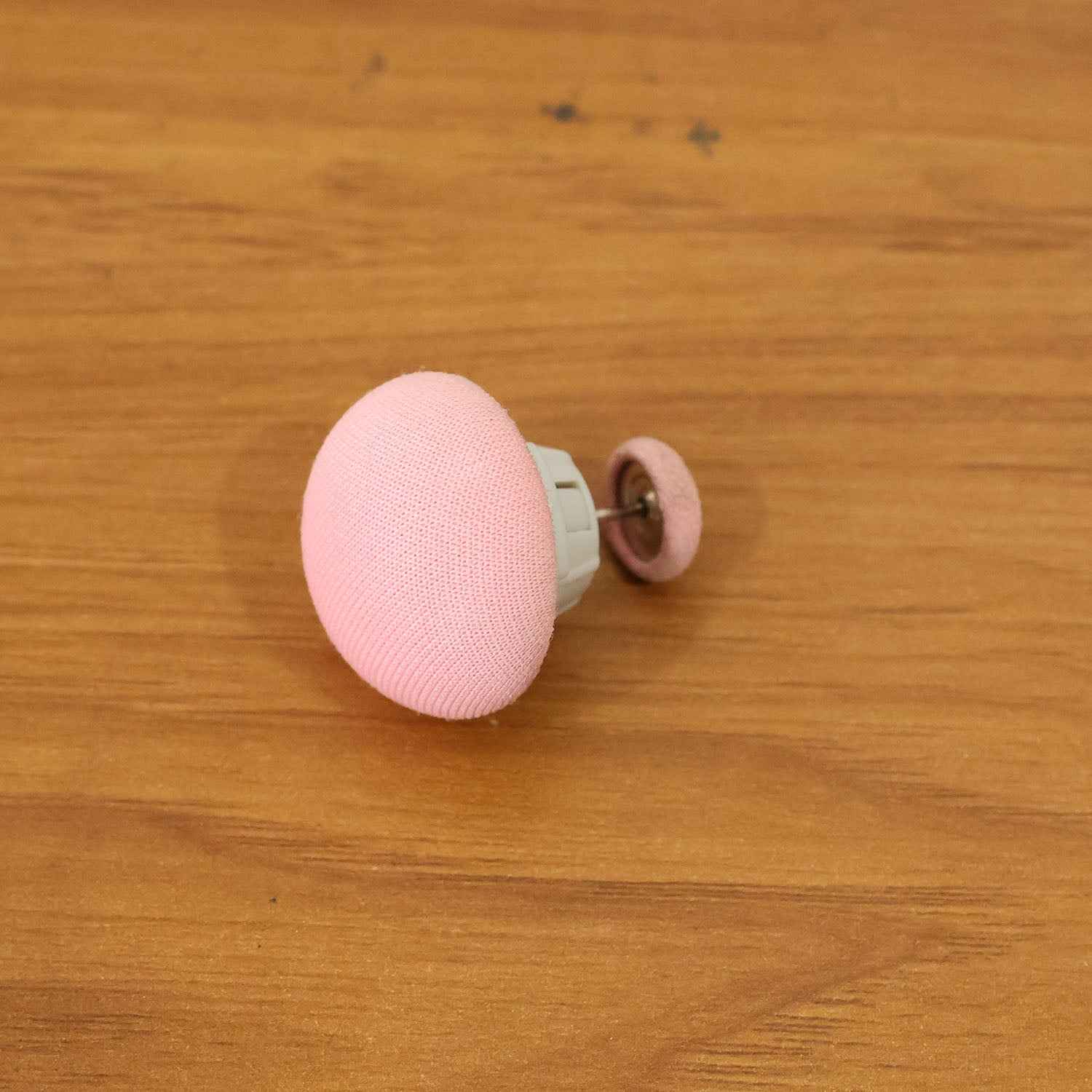 Soft Duvet Button Clip For Bedding  Curtains (1 Pc)