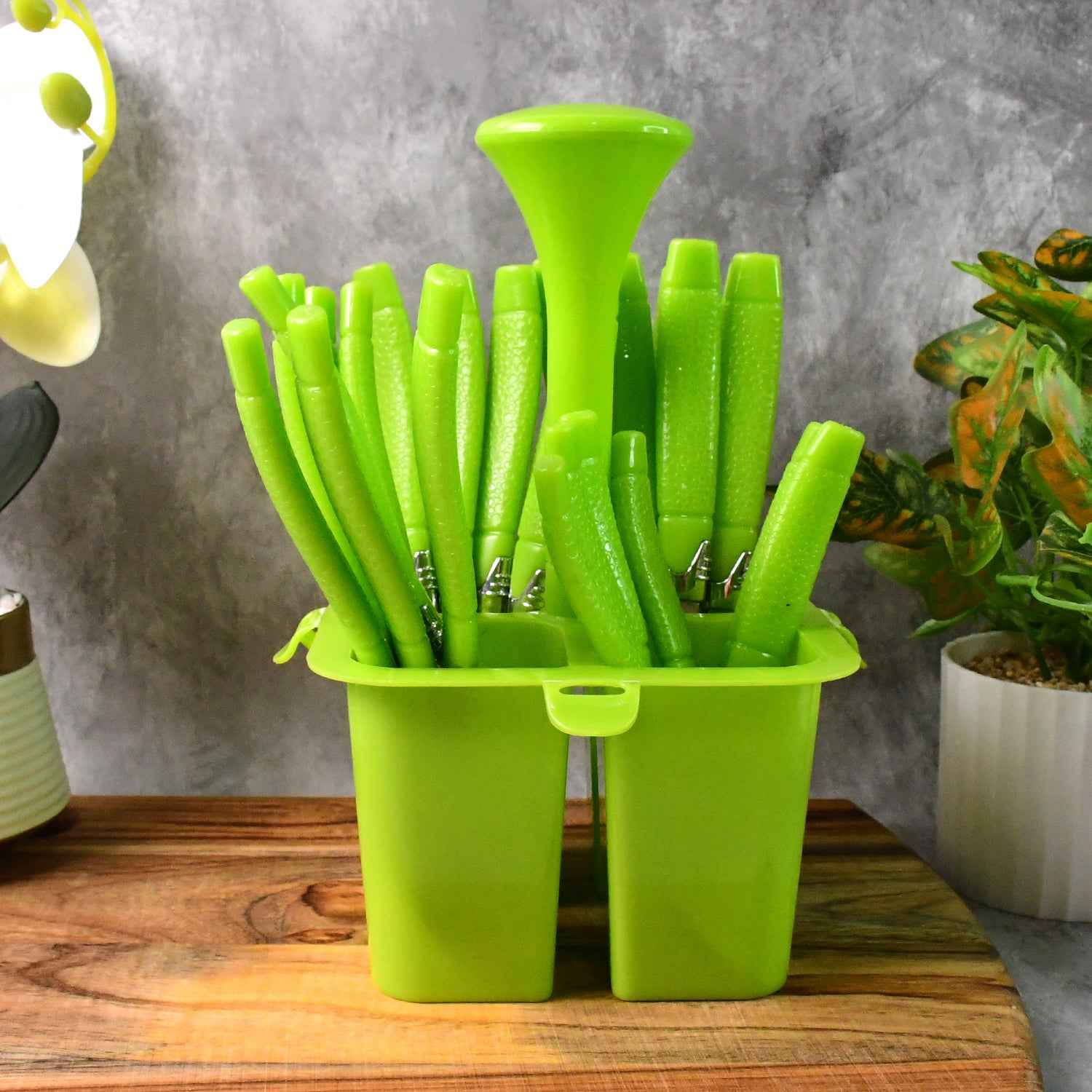 Supermom Premium Fancy Cutlery Set With Holder (24 Pc Set) - BeSh Deals®