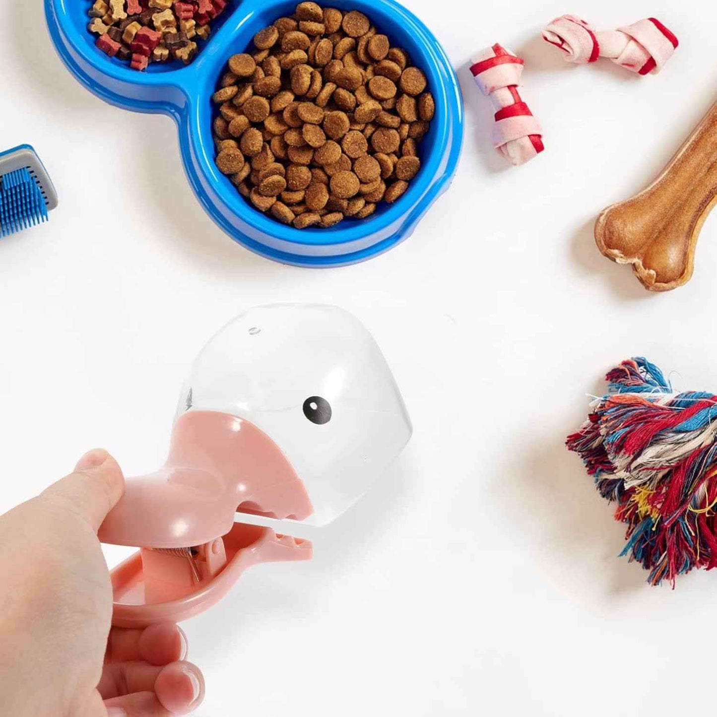 2-in-1 Pet Food Scoop With Bag Clip