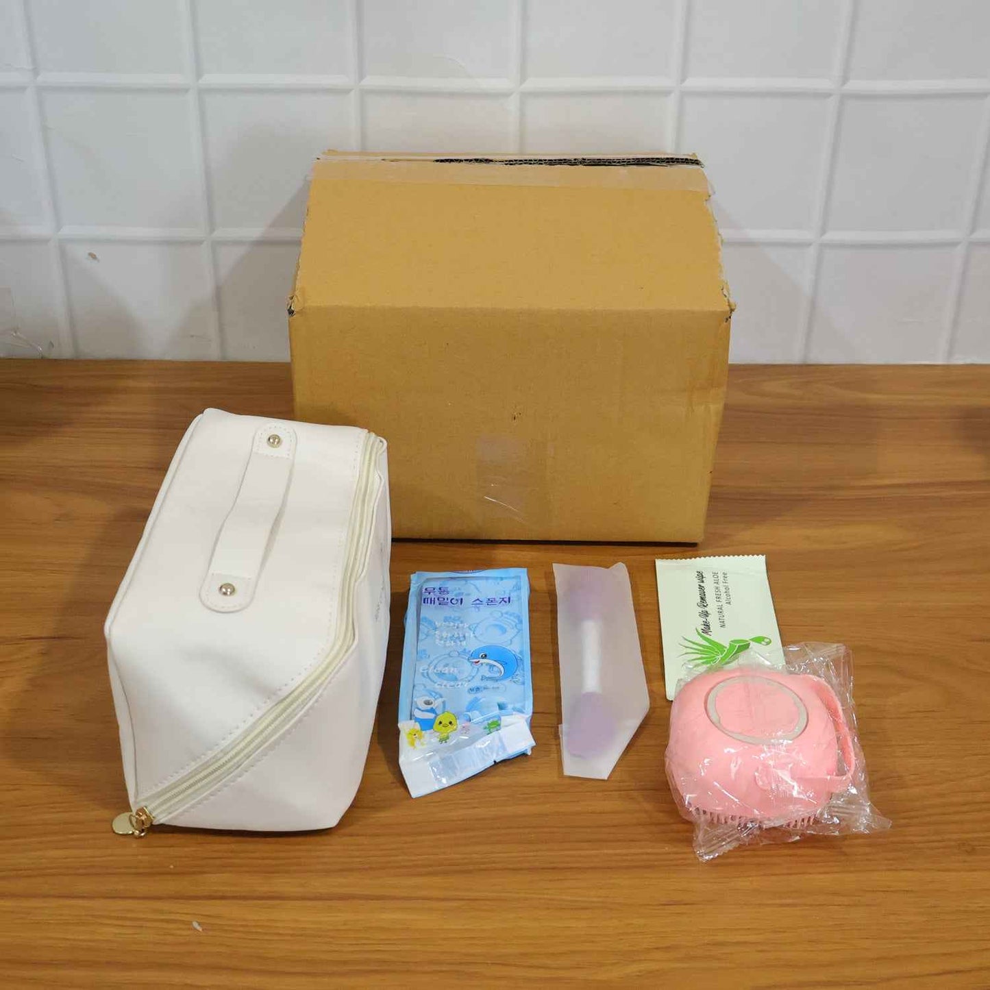 Premium Women Travel Hygiene Essentials Combo (1 Set )