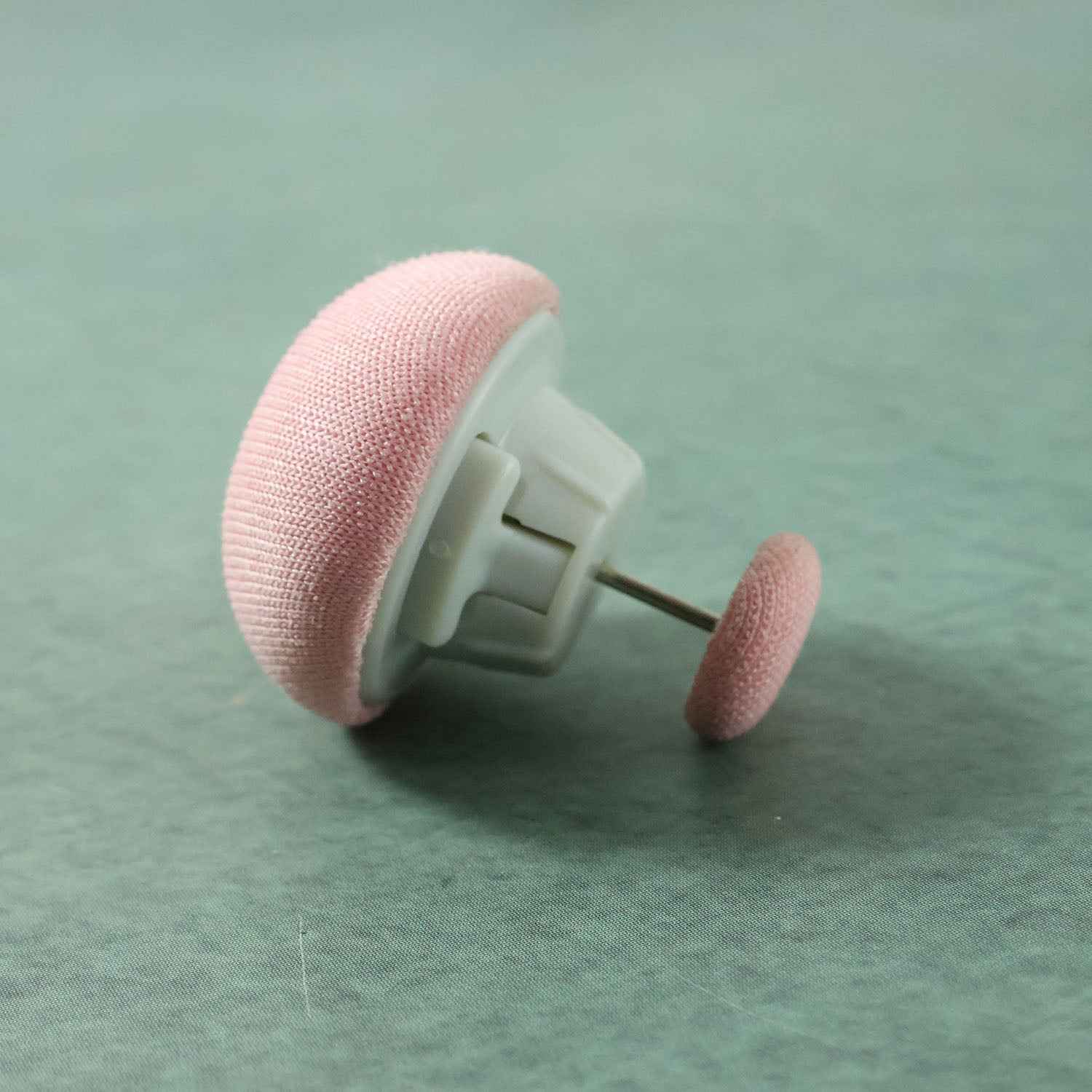 Soft Duvet Button Clip For Bedding  Curtains (1 Pc)