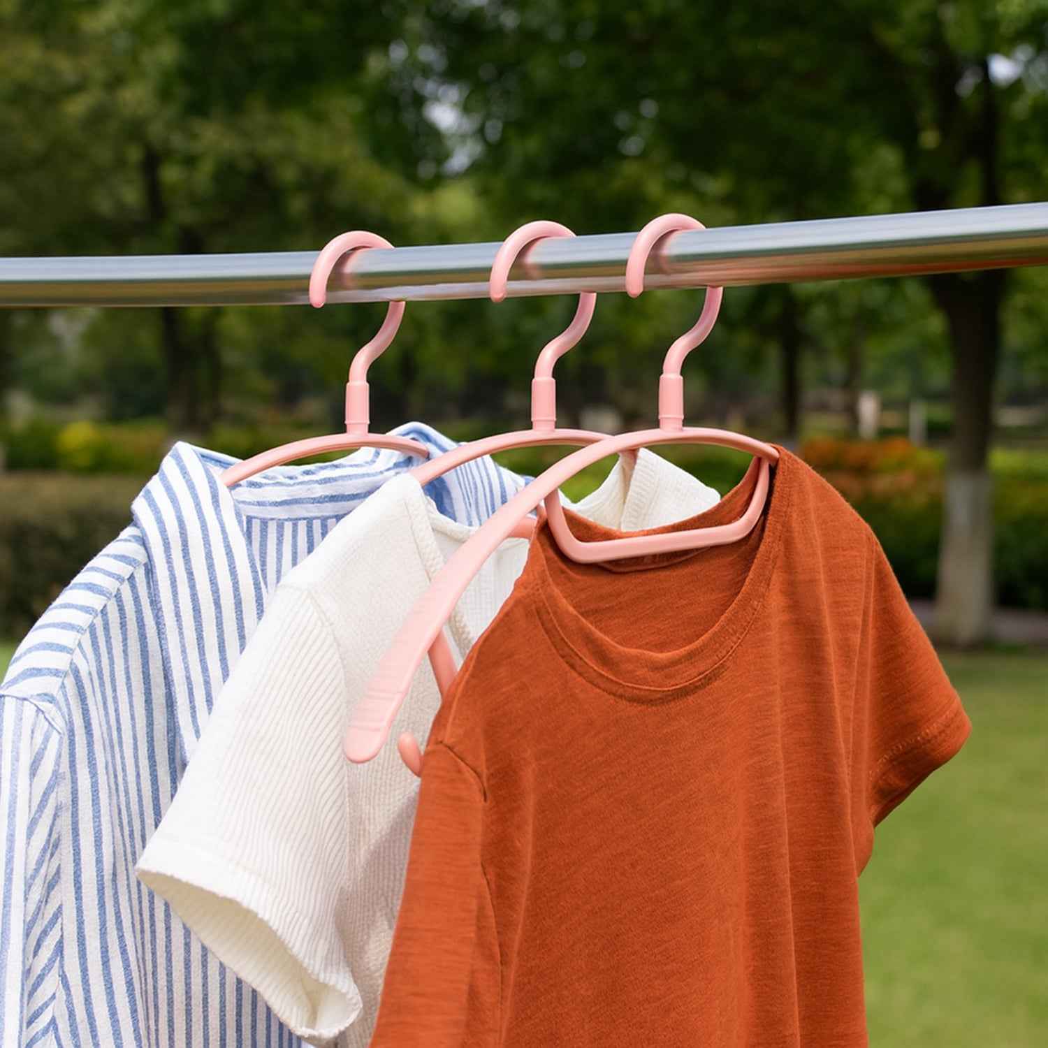 Ganesh Set Of 6 Durable Plastic Cloth Hangers