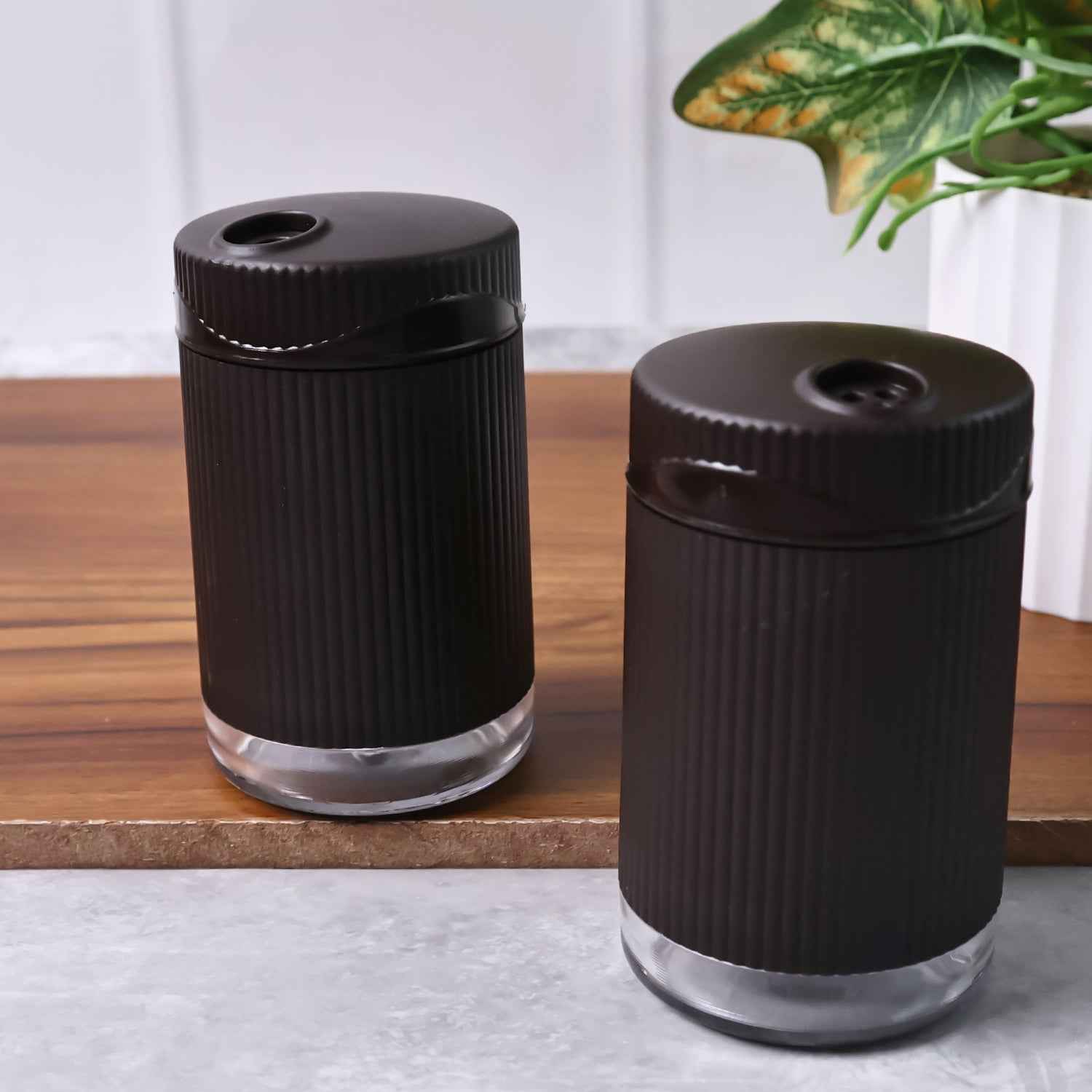 Supermom Linoo Salt  Pepper Dispenser Set (2 Pc)