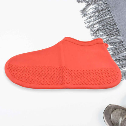 17985 Non-slip Silicone Rain Reusable Anti Skid Waterproof Fordable Boot Shoe Cover (Medium Size  1 Pair  Red)