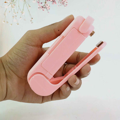 7675 Mini Sealing Machine Plastic Bag Sealer Portable Mini Super Seal Packing Plastic Bag Tool Sealing Machine Hand Held Heat (1pc)