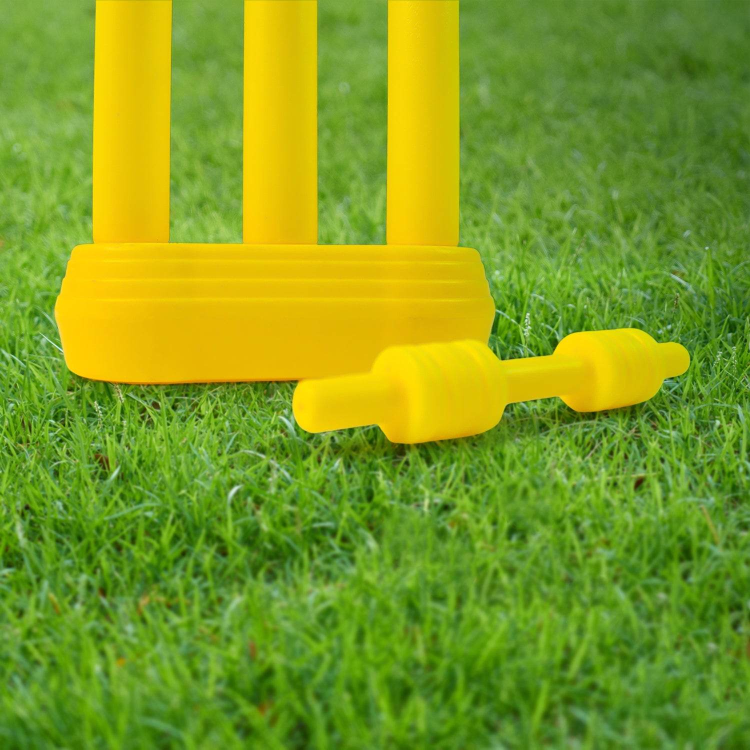 Small Cricket Kit For Boys  Girls Cricket Set With 1 Cricket Bat 1 Plastic Ball Bails 3 Stumps With Stand Base - Best Deals at BeSh Deals®