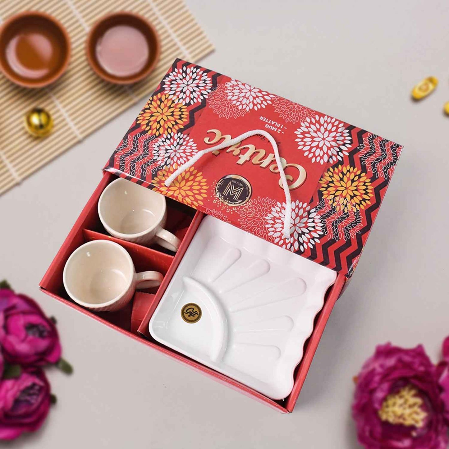 Cerntric Ceramic Tea Cup With Plastic Square Shape Serving Platter Milk Cup 3pc Set