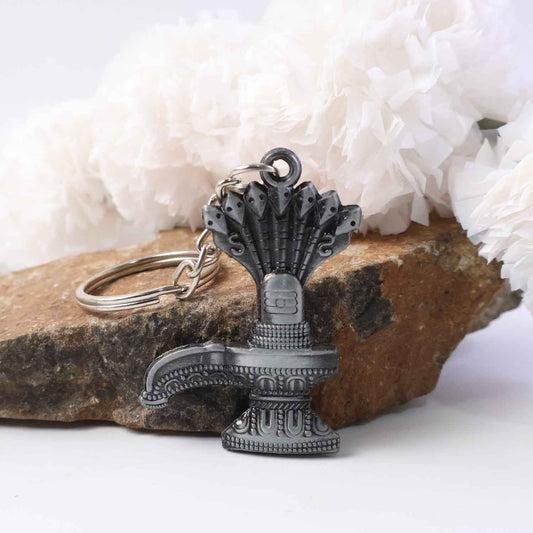 Premium Metal Shiva Lingam With Naag Religious Keychain (1 Pc)